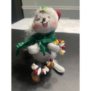 Annalee Nuts About Christmas Squirrel 6.5" Tall String Of Popcorn & Acorns